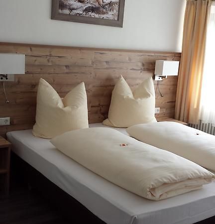 Hotel Alte Krone ทือบิงเงิน ห้อง รูปภาพ