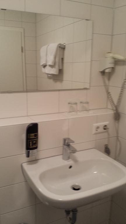 Hotel Alte Krone ทือบิงเงิน ห้อง รูปภาพ