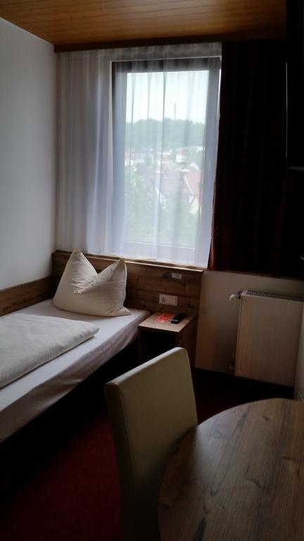 Hotel Alte Krone ทือบิงเงิน ห้อง รูปภาพ